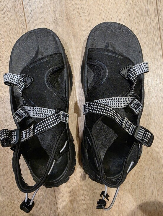Nike Shoes - Nike Women’s Size 6 Black Gray Y2K Outdoor Hiking Sport Sandals